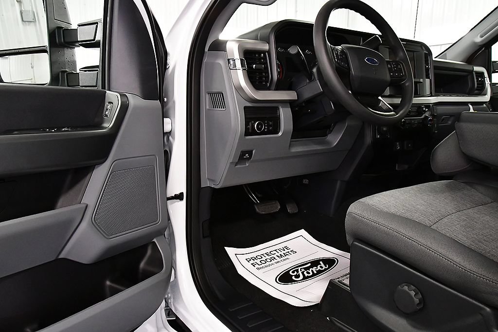 New 2026 Ford F350 XL w/ STX Appearance Package AWD/4WD image 16
