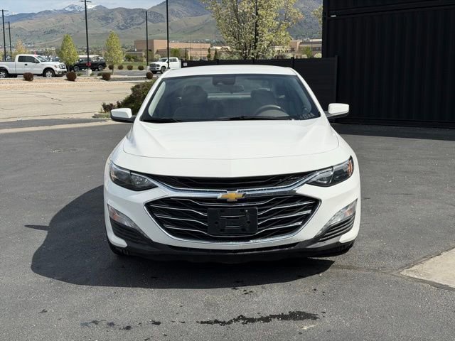 Used 2020 Chevrolet Malibu LT w/ Fleet LT Safety Plus Package FWD image 2