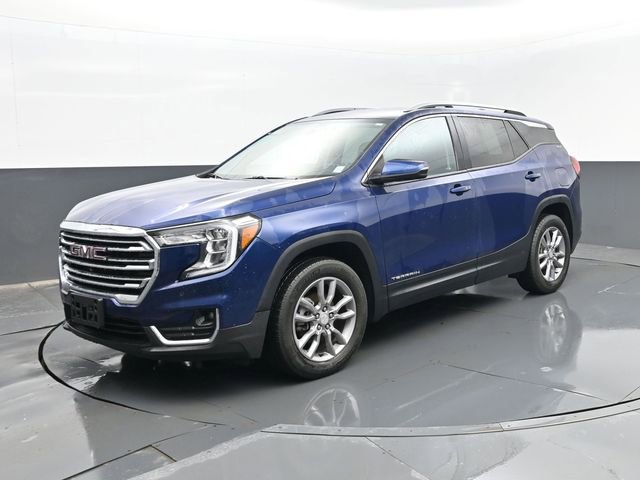 Used 2022 GMC Terrain SLT w/ Tech Package image 1
