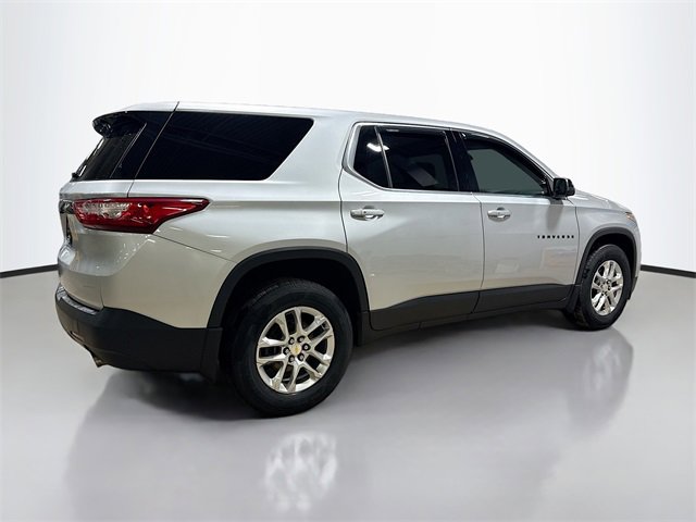 Used 2021 Chevrolet Traverse LS w/ LPO, Blackout Package image 7