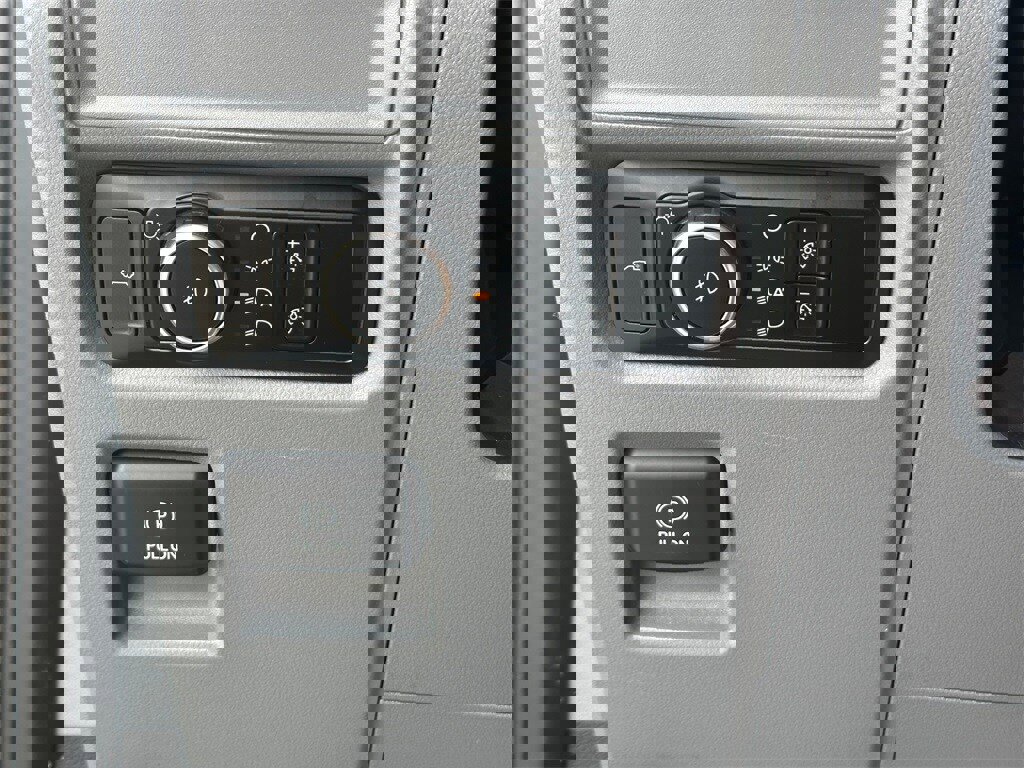 Used 2024 Ford F150 XLT image 19