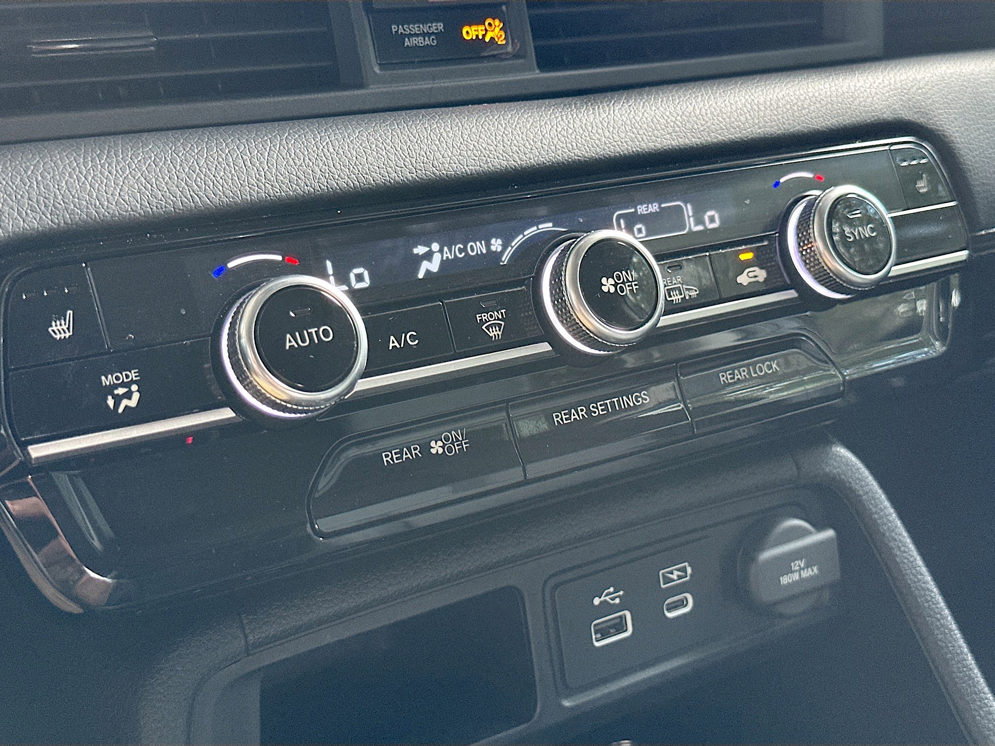 Used 2023 Honda Pilot Touring image 16