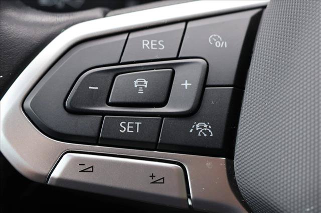 Used 2024 Volkswagen Jetta SE FWD image 14