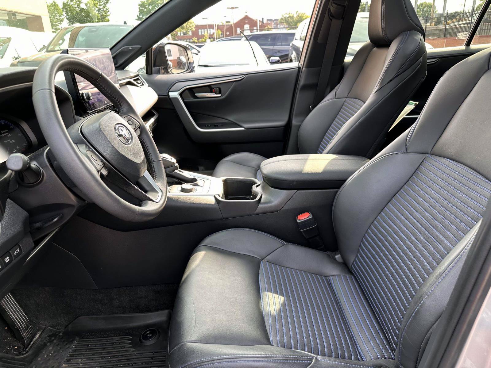 Certified 2024 Toyota RAV4 XSE w/ Advanced Technology Package AWD/4WD image 17