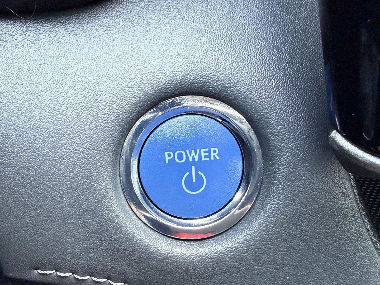 Used 2022 Toyota Highlander XLE AWD/4WD image 26