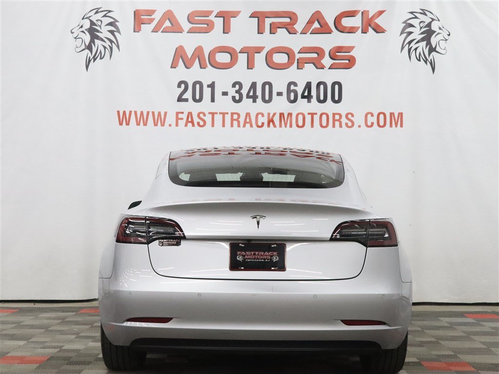 Used 2018 Tesla Model 3 Long Range RWD image 6