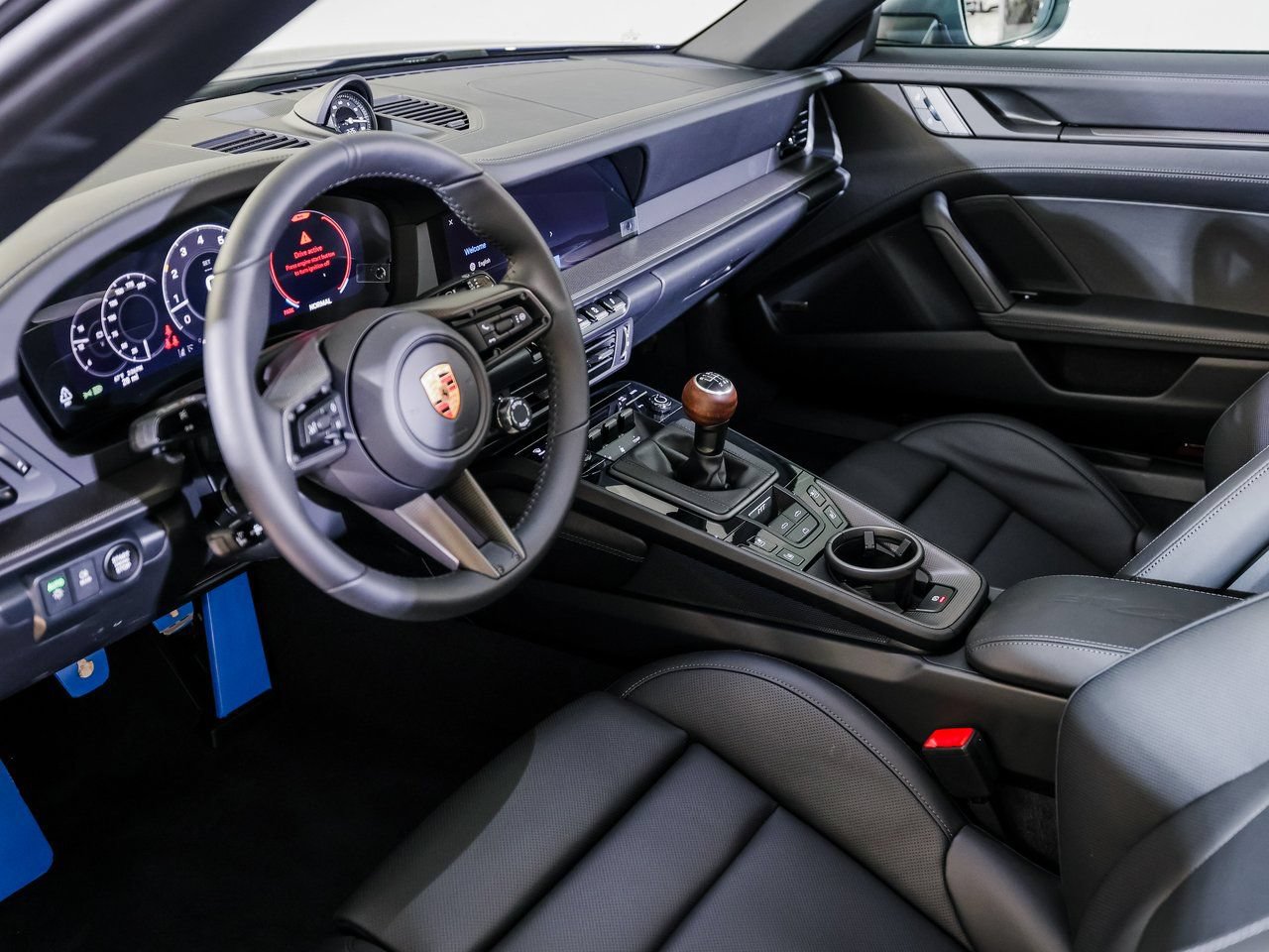 New 2026 Porsche 911 Carrera T RWD image 4