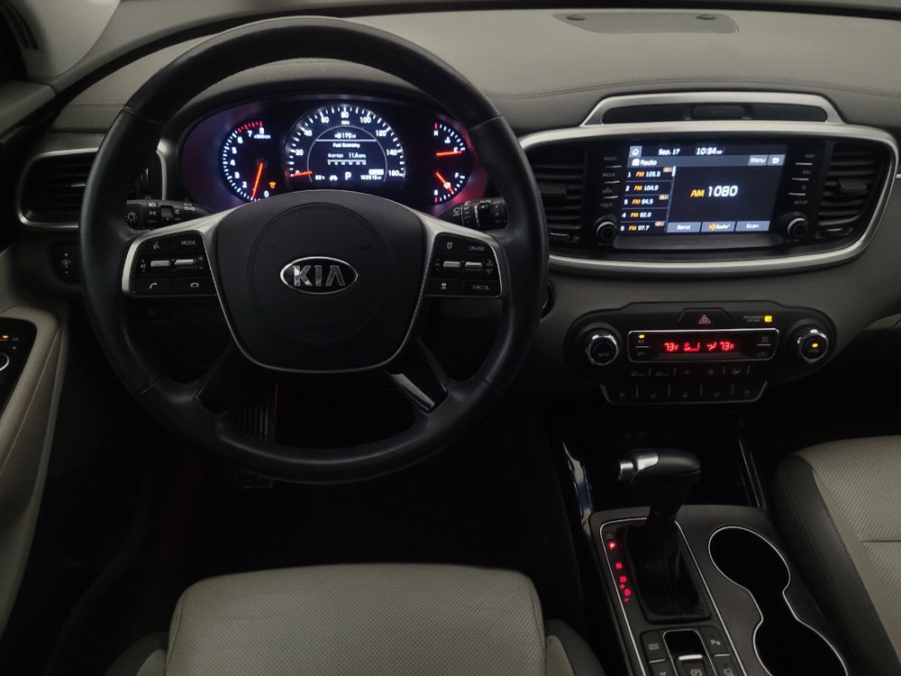 Used 2019 Kia Sorento SX w/ SX Touring Package AWD/4WD image 22