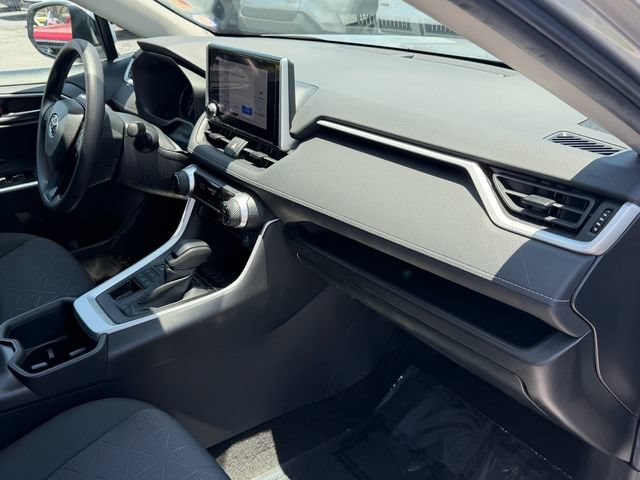 Certified 2023 Toyota RAV4 XLE AWD/4WD image 19