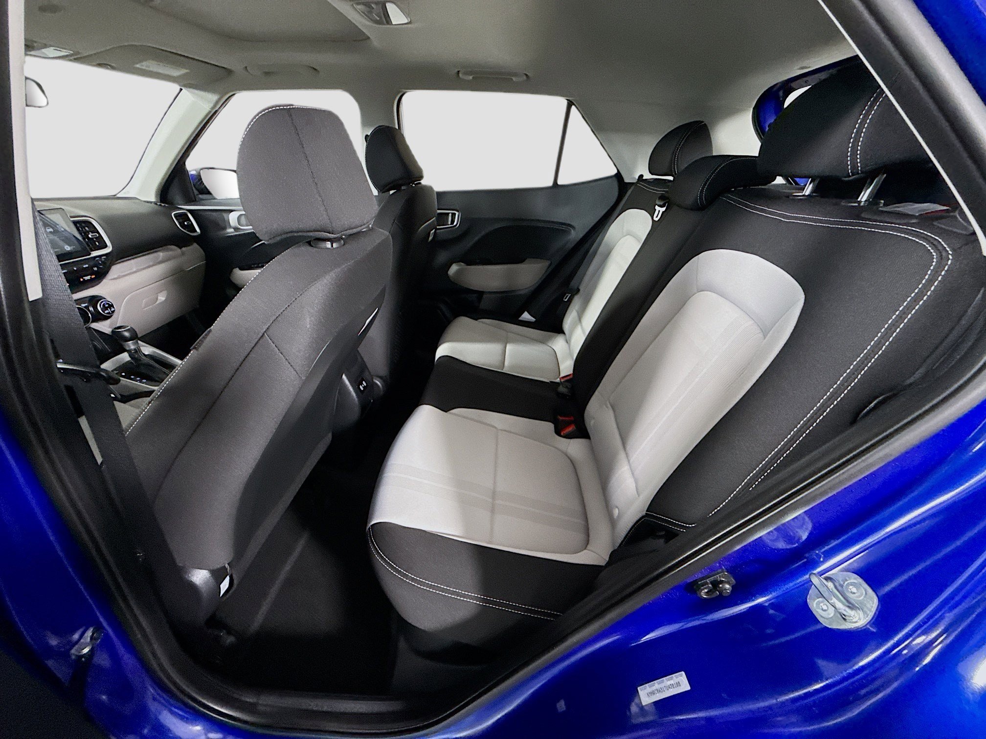 Used 2026 Hyundai Venue SEL image 25