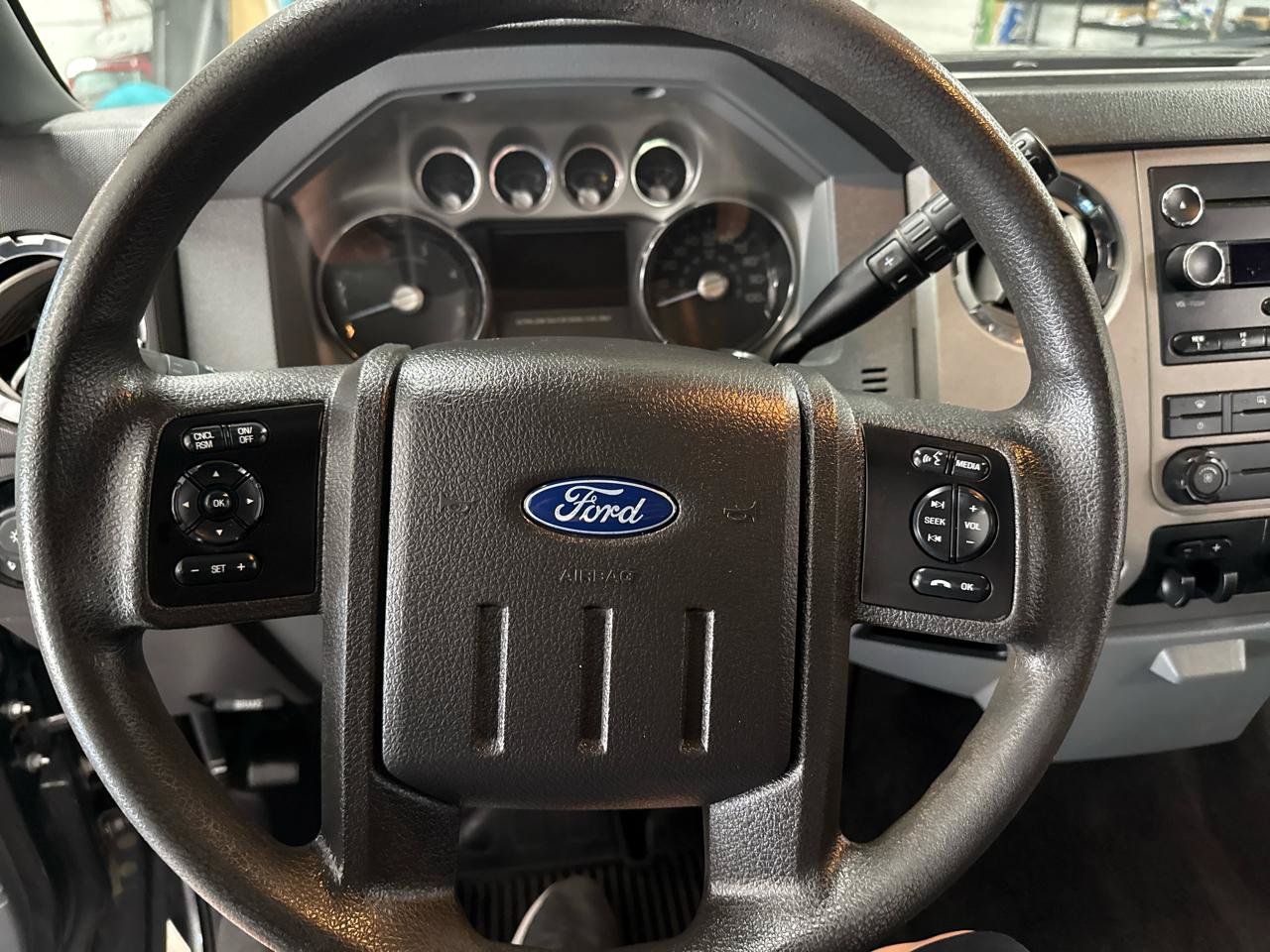 Used 2015 Ford F350 XLT w/ XLT Value Package AWD/4WD image 13