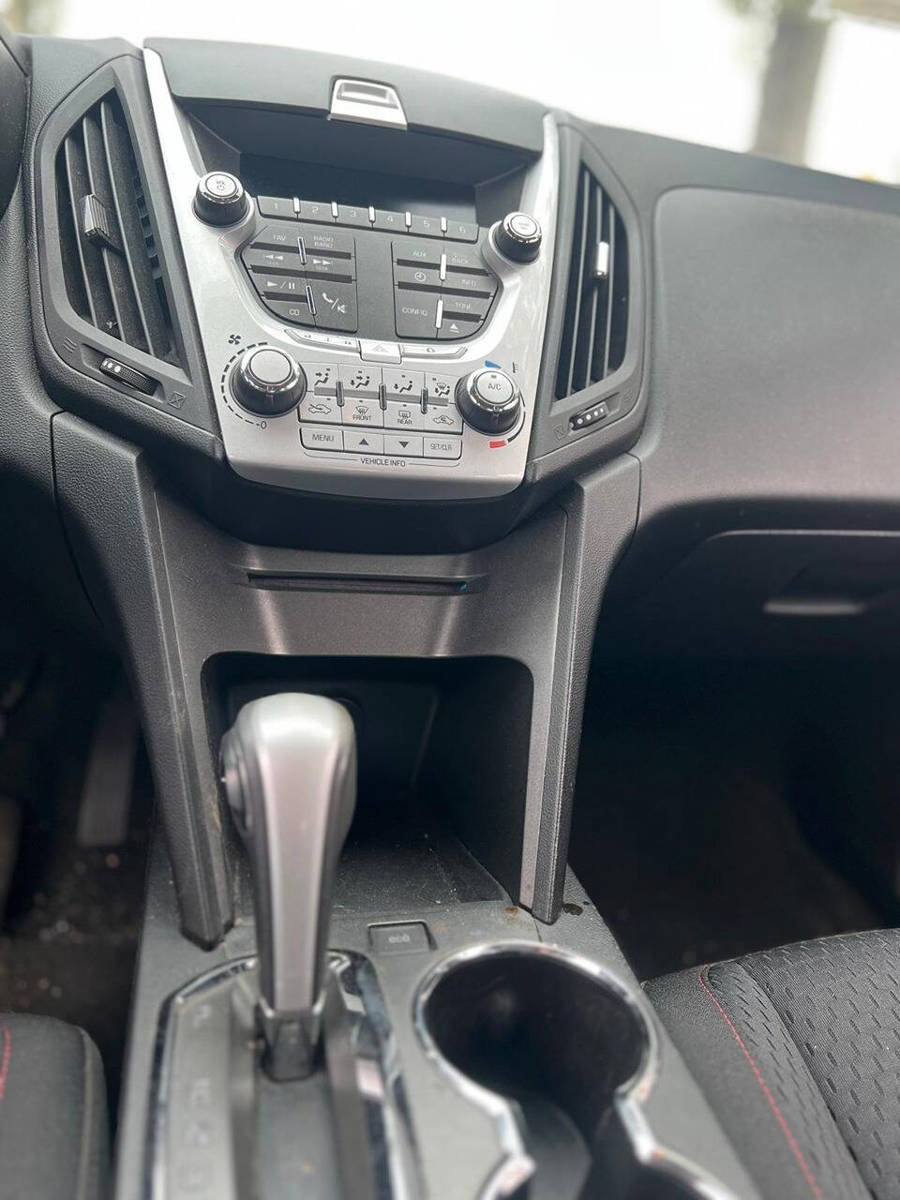 Used 2013 Chevrolet Equinox LS FWD image 13