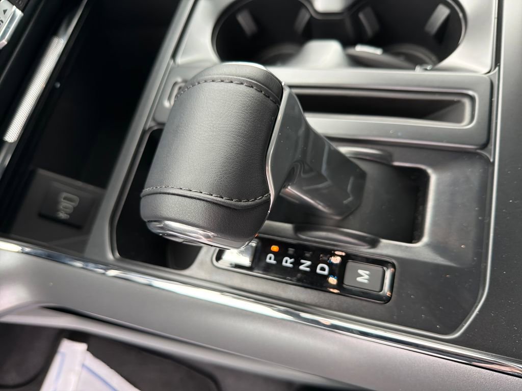 New 2026 Ford F150 Lariat w/ Equipment Group 501A Mid image 23