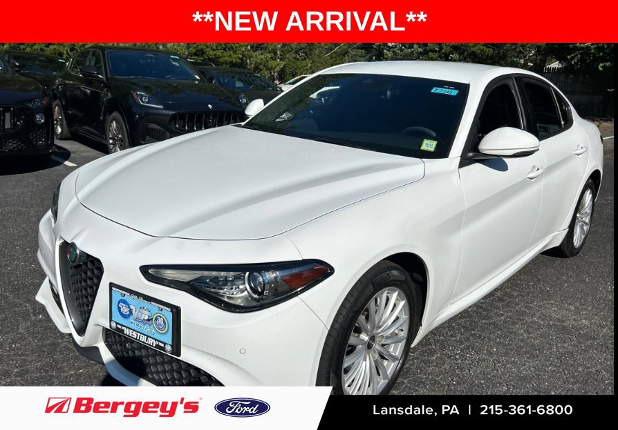 Used 2023 Alfa Romeo Giulia Sprint AWD/4WD image 1