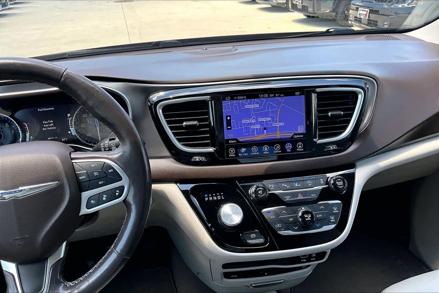 Used 2017 Chrysler Pacifica Touring-L Plus w/ Advanced Safetytec Group FWD image 7