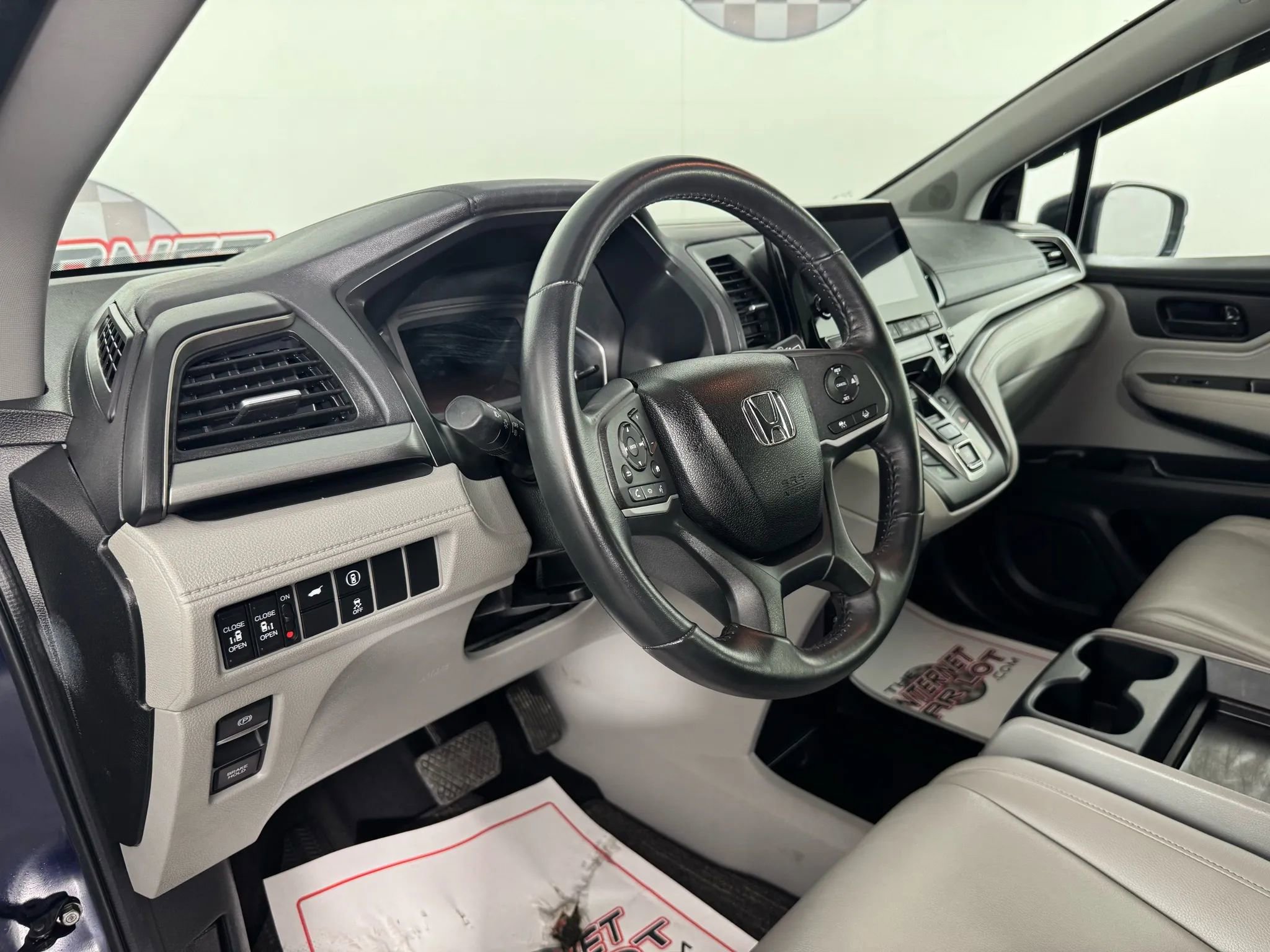 Used 2024 Honda Odyssey EX-L image 10