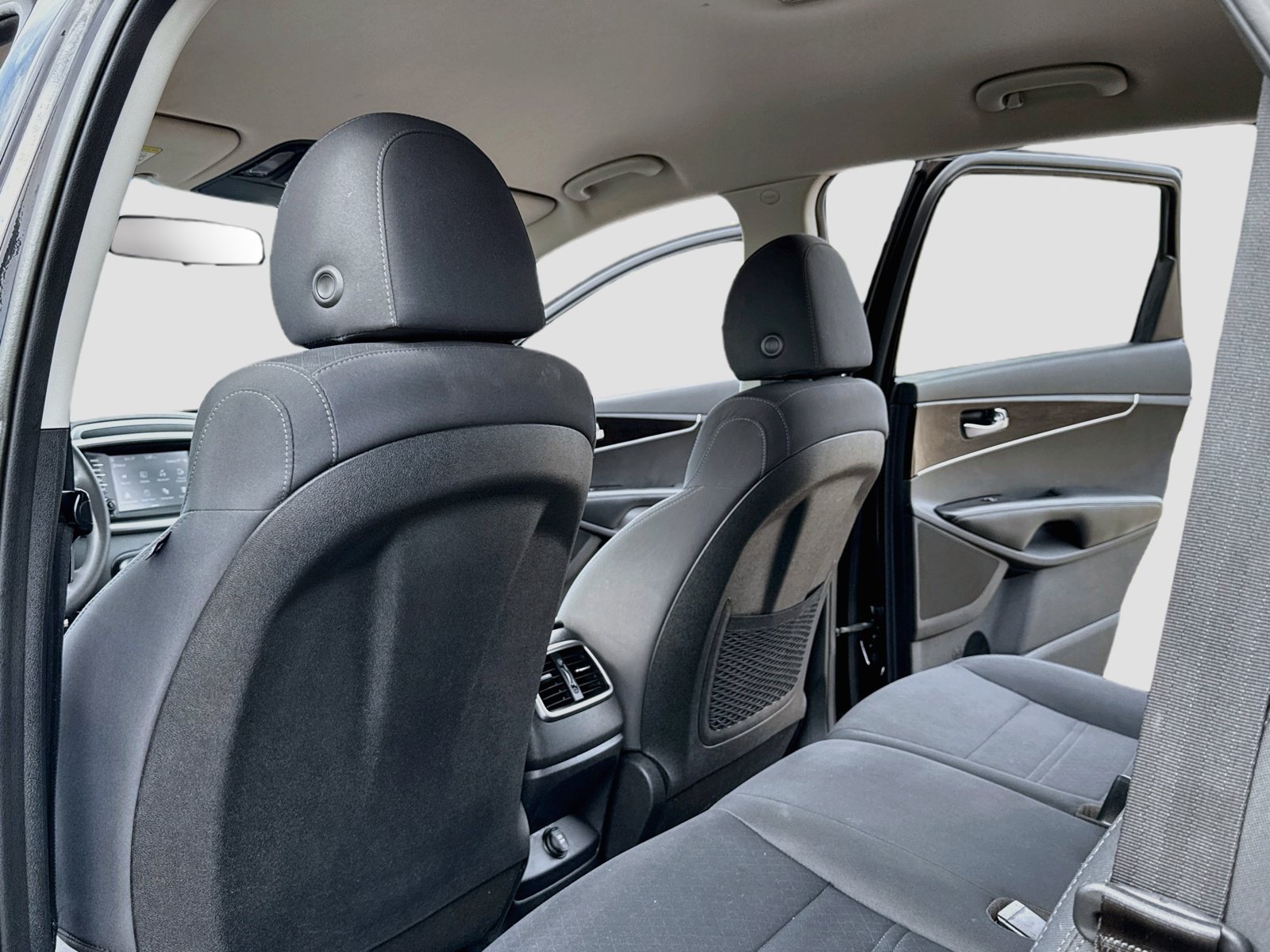 Used 2019 Kia Sorento L FWD image 21