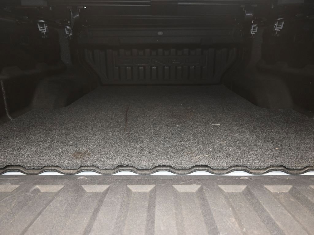 Used 2024 GMC Canyon Denali image 12