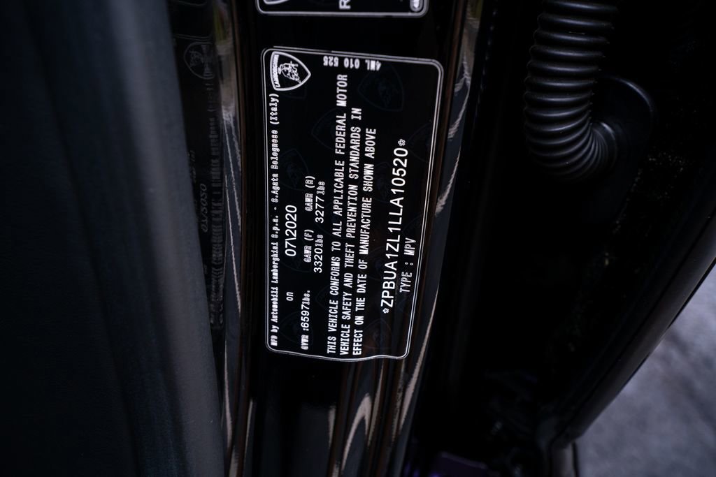 Used 2020 Lamborghini Urus AWD/4WD image 67