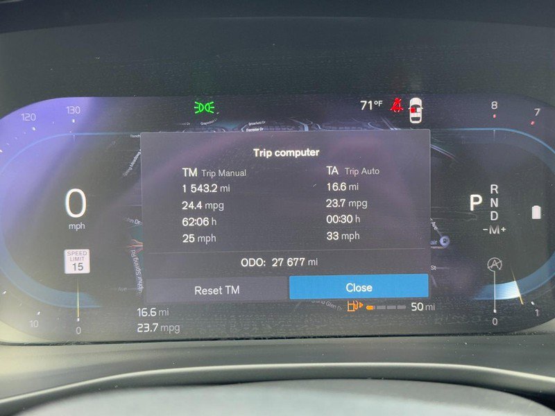 Certified 2023 Volvo XC40 B5 Plus w/ Driver Assist Package image 20