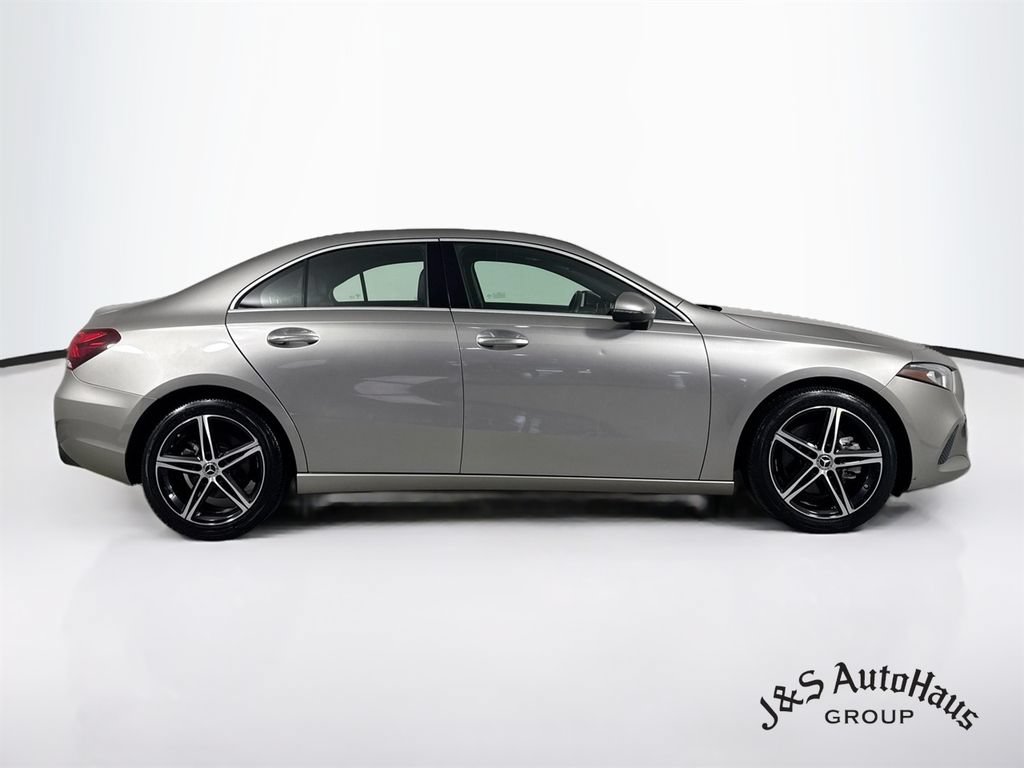 Used 2019 Mercedes-Benz A 220 w/ Premium Package image 8