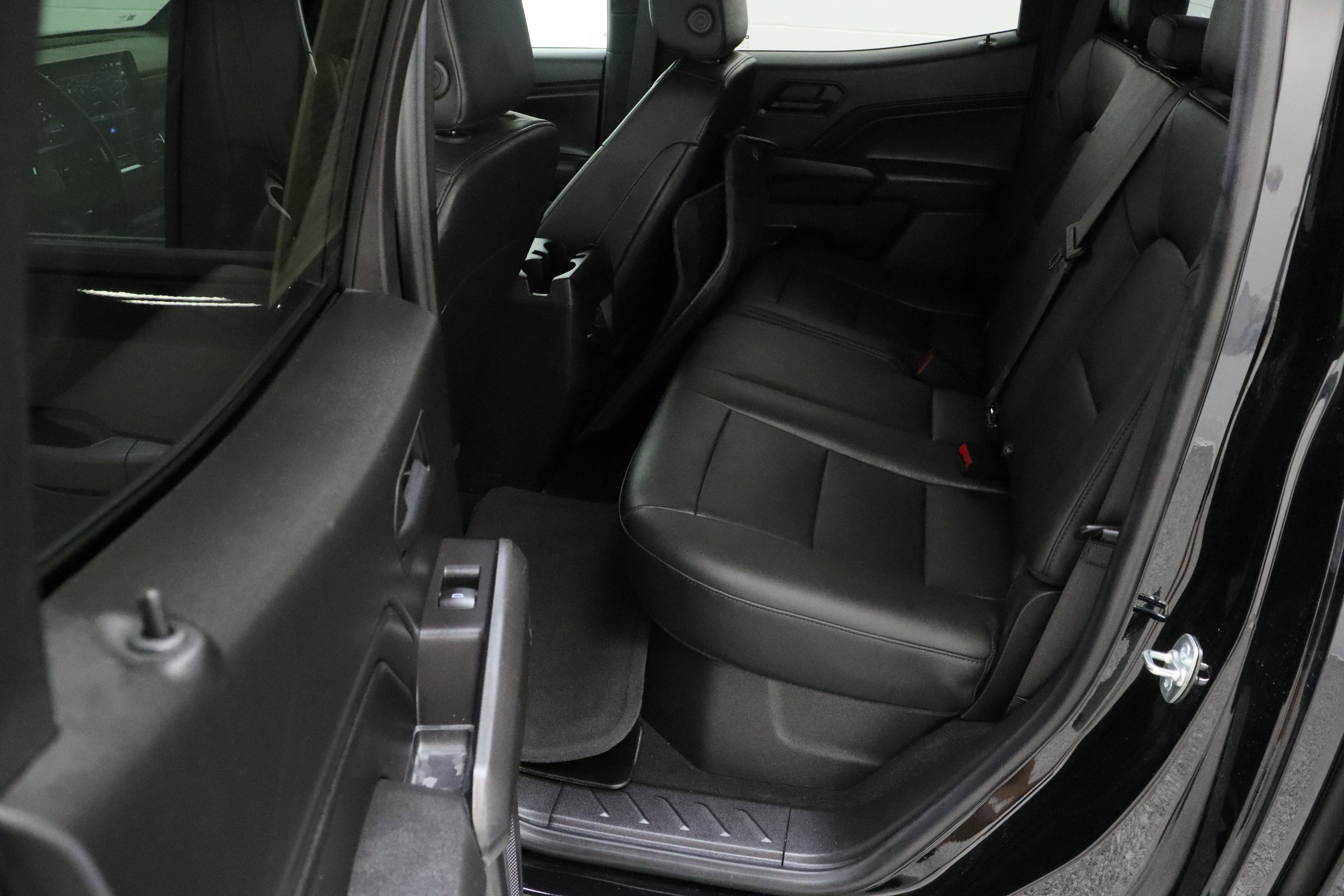 Used 2025 Chevrolet Colorado Trail Boss image 29