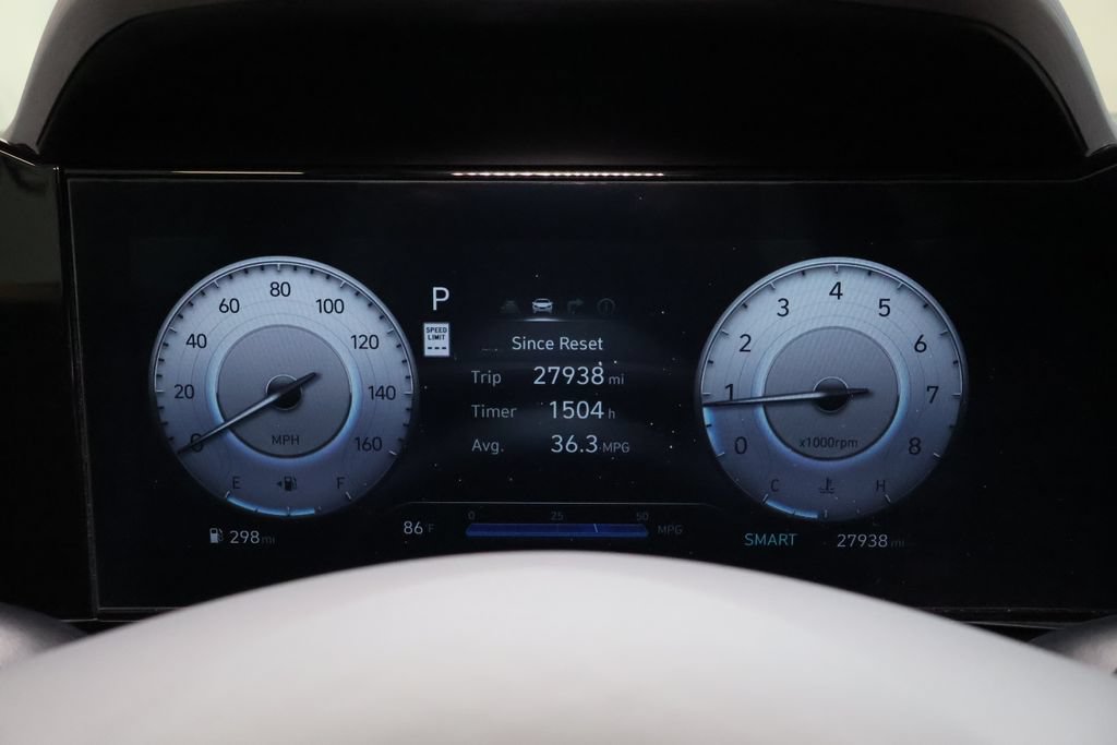 Used 2024 Hyundai Elantra SEL FWD image 17