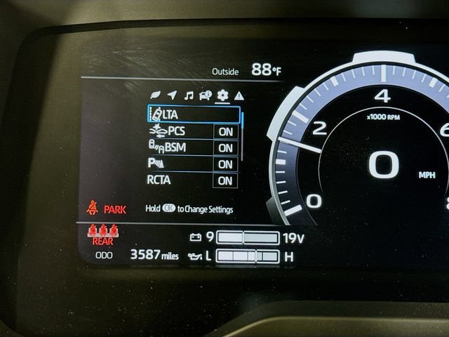 Certified 2025 Toyota Tundra Limited AWD/4WD image 14