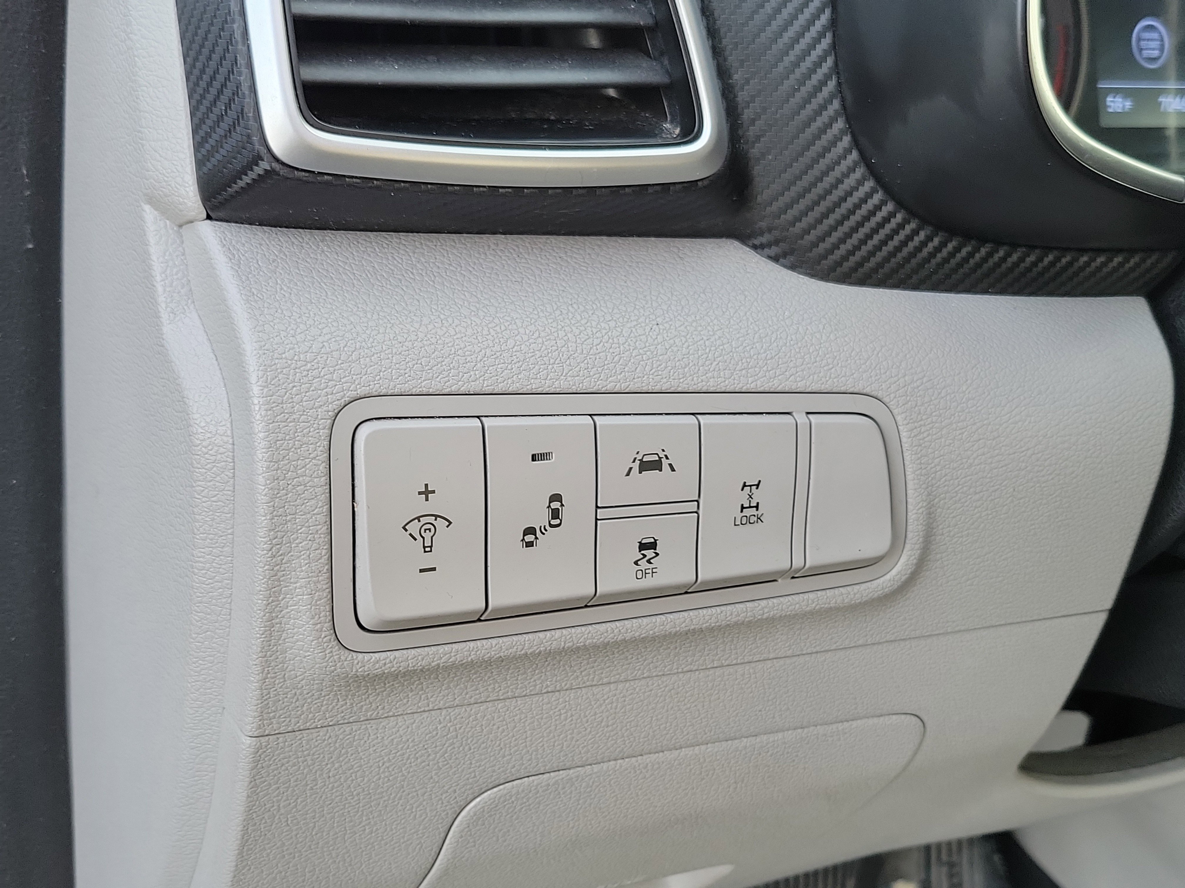 Used 2019 Hyundai Tucson Value AWD/4WD image 18