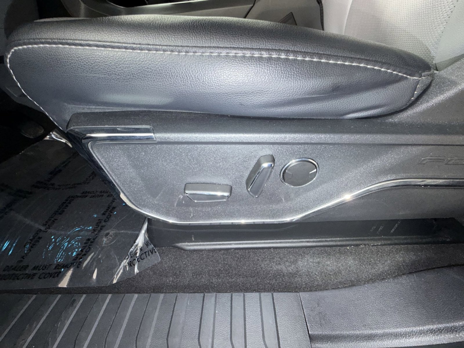 Used 2023 Ford F150 Lariat w/ Equipment Group 502A High image 14