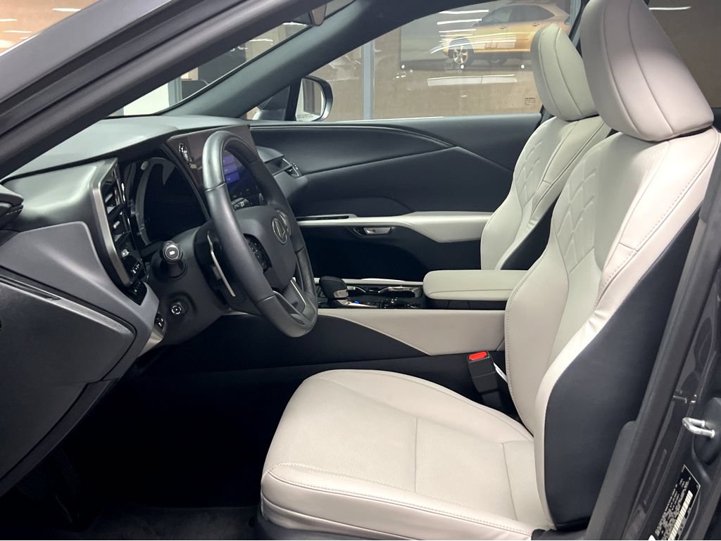 Certified 2026 Lexus RX 350h AWD/4WD image 9