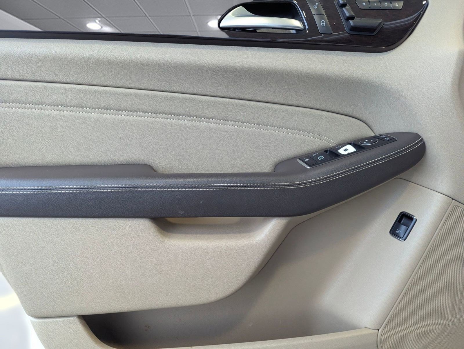 Used 2014 Mercedes-Benz ML 350 4MATIC image 12