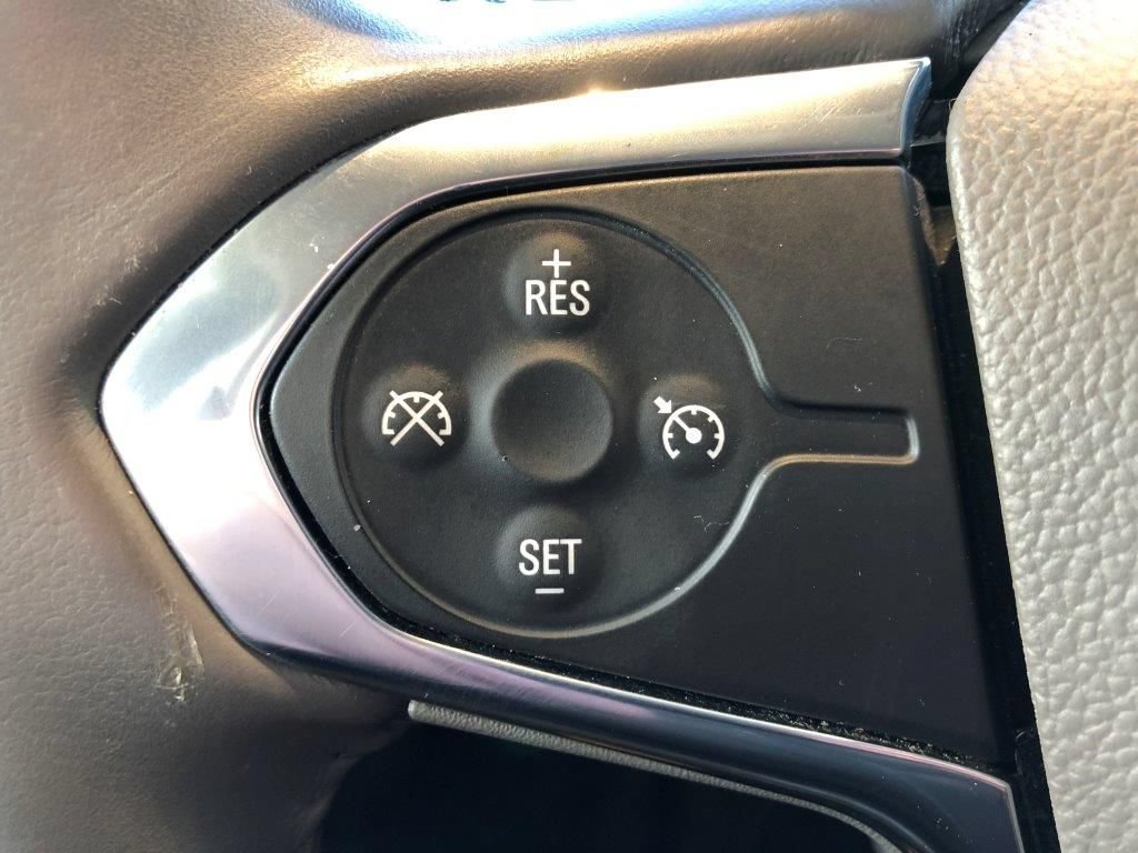 Used 2018 Chevrolet Traverse LS FWD image 34