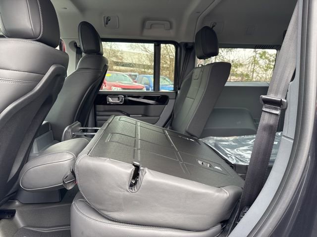 New 2025 INEOS Grenadier Fieldmaster Edition image 27