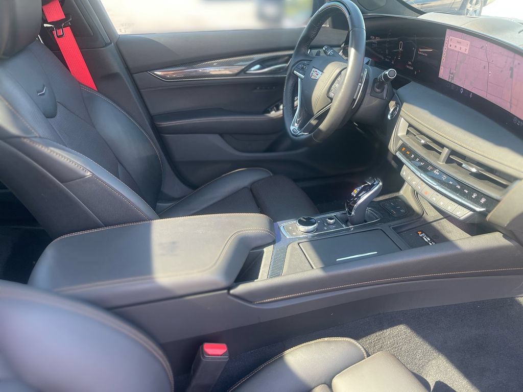 Certified 2025 Cadillac CT5 V w/ Technology Package AWD/4WD image 31