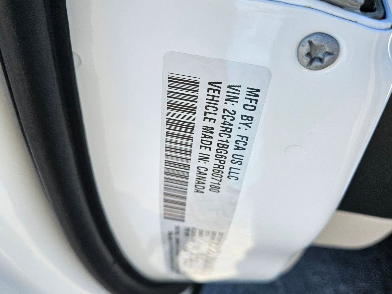 Used 2023 Chrysler Pacifica Touring-L image 20