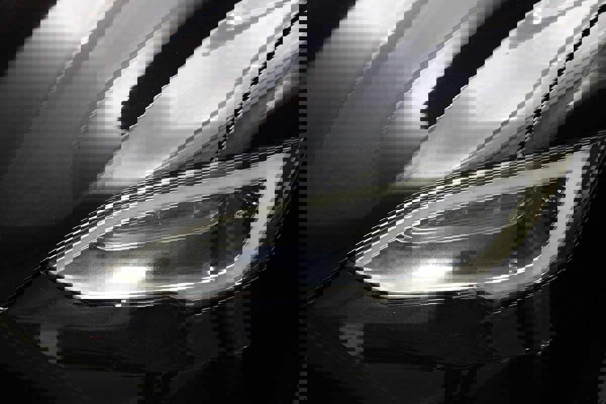 Used 2018 Tesla Model S 75D image 4