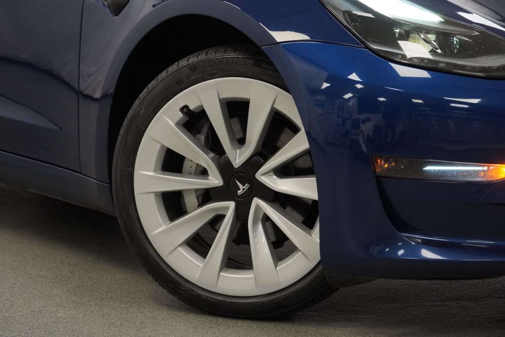 Used 2021 Tesla Model 3 Long Range AWD/4WD image 9