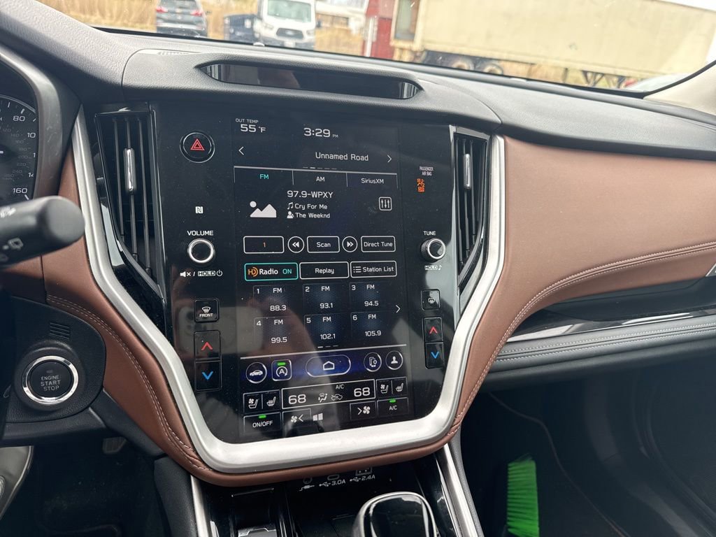 Used 2024 Subaru Outback Touring AWD/4WD image 10