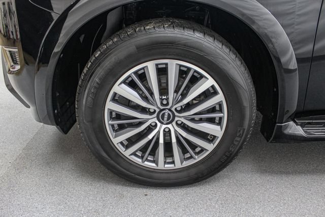 Used 2022 Nissan Armada SL w/ Captain's Chairs Package RWD image 11