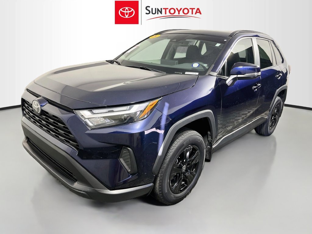 Used 2025 Toyota RAV4 XLE w/ Convenience Package FWD image 7