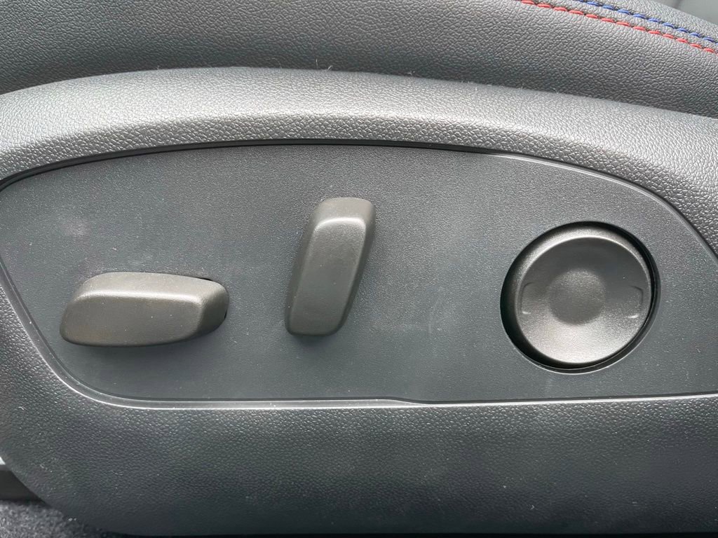 New 2026 Chevrolet Equinox EV RS image 12