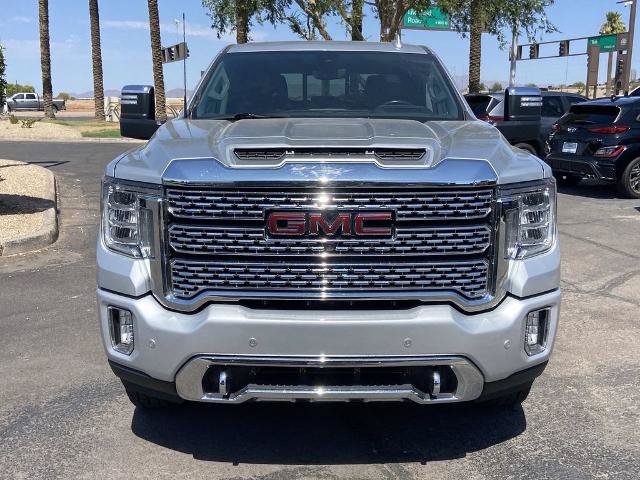 Used 2020 GMC Sierra 2500 Denali w/ Technology Package AWD/4WD image 3
