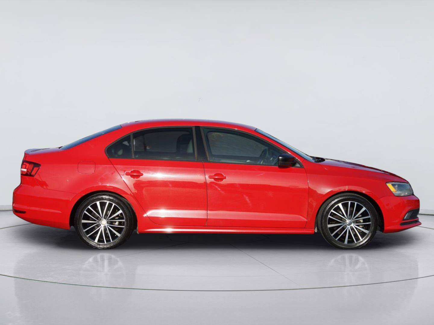 Used 2015 Volkswagen Jetta Sport FWD image 5