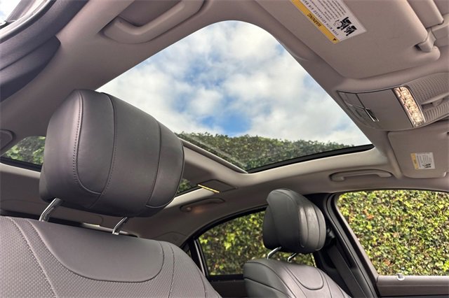 Used 2018 Mercedes-Benz S 560 Sedan image 19
