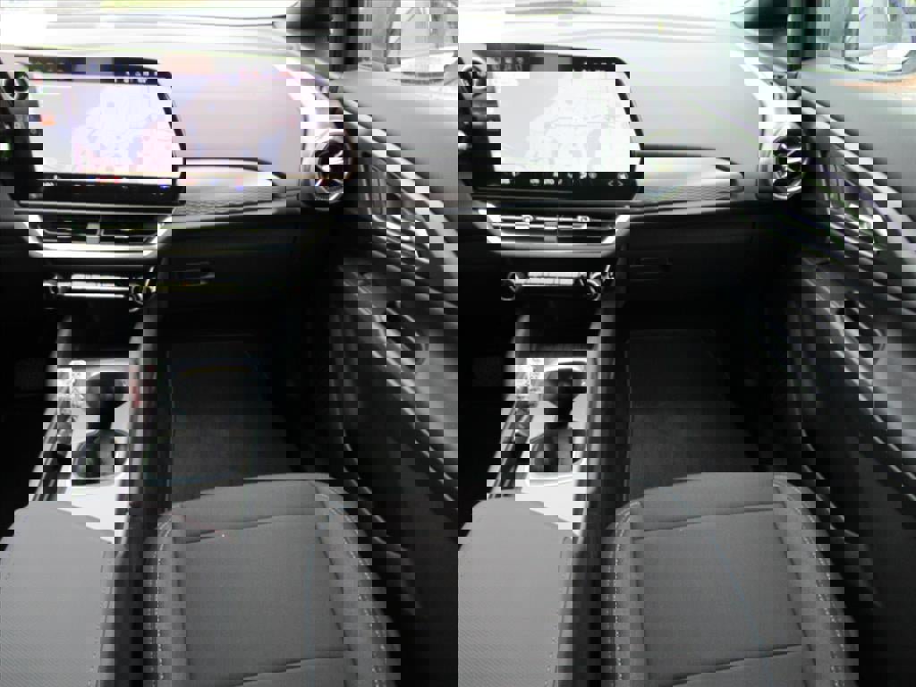 New 2026 Chevrolet Equinox EV LT image 14