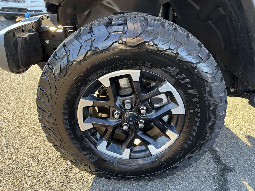 Used 2024 Jeep Wrangler Unlimited Rubicon 4xe AWD/4WD image 31