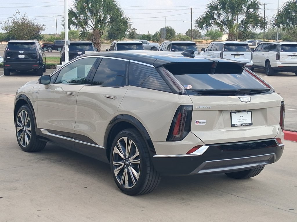New 2027 Cadillac Optiq Premium Luxury RWD image 4