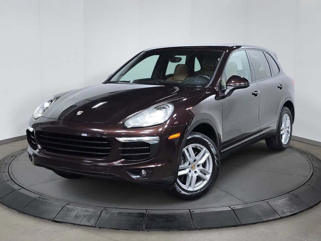 Used 2016 Porsche Cayenne image 1