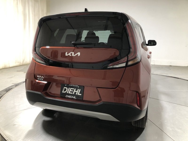 Certified 2024 Kia Soul LX w/ Option Group 015 image 7